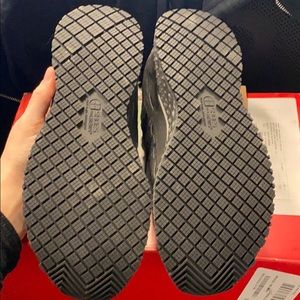 new balance arishi v3 non slip